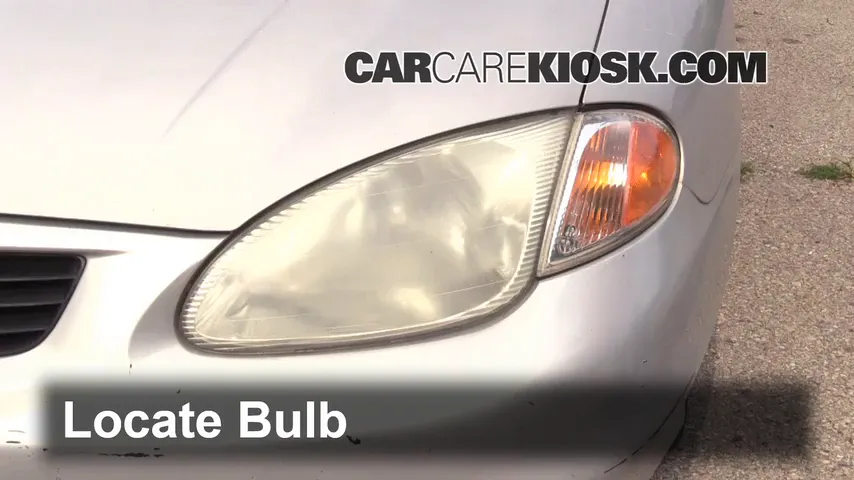 1999 Hyundai Elantra GL 2.0L 4 Cyl. Sedan (4 Door) Lights Turn Signal - Front (replace bulb)